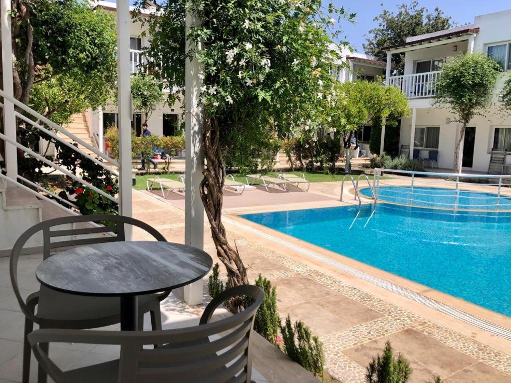 Hotel Gümüşlük Exterior foto